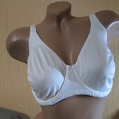 Бюстгальтер від F&F Розм 34/75DD