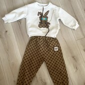 Гарний костюм на дівчинку, по бірці зріст 110, але див. заміри