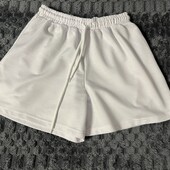 Шорти білі двонитка,відмінний стан 42-44