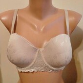 бюстгальтер 34 D, чашка 21 см