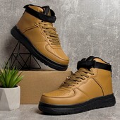 Шкіряні кросівки зимаа в наявності 43,44,45 розмір якість класна