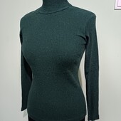 Тепленький гольф водолазка в рубчик.Підійде і на підлітка