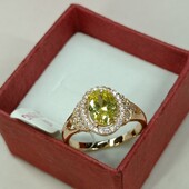 Бесподобное кольцо с лимонным алпанитом и фианитами. Размер 16. Позолота 585 пробы 18 К.