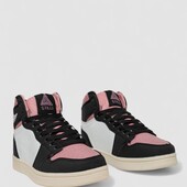 Кросівки жіночі зимові на хутрі, колір біло-пудровий