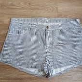 Зручні котонові жіночі шорти, наш 50-52 р. Стан ідеальний