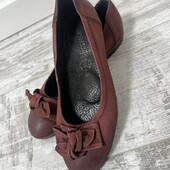 Кожаные туфли (нубук) с кожаной стелькой софт 38,5 р