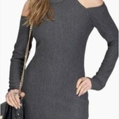 Чарівна сукня із вишивкою, розмір М. Нова. Фото 1 приклад.