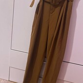 Штани бренду Bershka