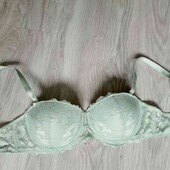 Reserved брендовый шикарный кружевной бюстик сформированной чашкой цвет мята чашка 80 C D
