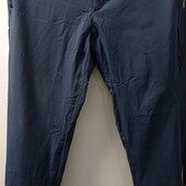 В дуже гарному стані стретчеві, спортивного молодіжного стилю штани. Розмір XL
