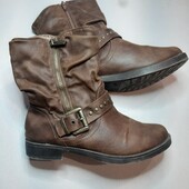 Класні демі чобітки 36 розміру