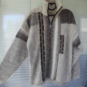 Крутезний теплий светр в чудовому стані