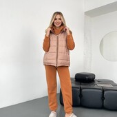 Жіночі костюми трійка з двостороннім жилетом