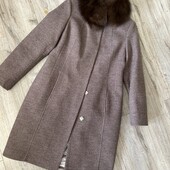 Пальто жіноче