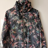 Ветровка женская