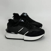 Жіночі зимові кросівки розмір 37,38,39