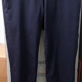 Жіночі брюки, дуже стретчеві. Розмір 20, десь на 54-56 розмір. В дуже гарному стані.