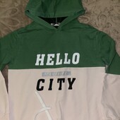 Спортивна кофтинка на дівчинку