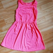 Яскраве платтячко.