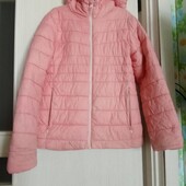 Куртка 12-13років 152см. Персиковий колір. Має потертий вигляд на рукавах внизу ПОГ 43, довжина 59