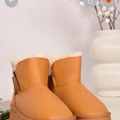 Жіночі теплі уггі з натуральної шкіри