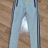 Спортивні штани тепленькі в чудовому стані