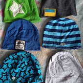 Один великий лот шапочок)))))