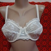 Бюстгальтер
