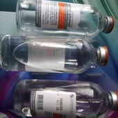 раствор Натрия хлорид 10 бутылочек + 10 шротцоп лекарства.