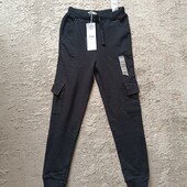 Спортивні чорні штани з карманами на хлопчика 140 зріст 10 р