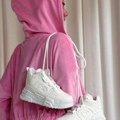 Стильні теплі зимні кросівки в наявності 36-40 розмір якість класна