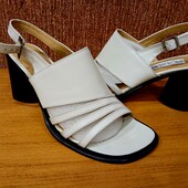 Босоножки р.37