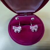 Новые нежные серебряные кружевные серьги - гвоздики