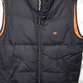 жилет на дві старони,пух ,52-54, супер класна 