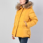 Фірмовий легкий пуховик, куртка гірчичного кольору