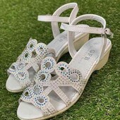 Детские босоножки от фирмы " Panda" c кожаной стелькой.