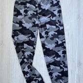 Primark Велюрові піжамні штани для хлопчика 134(8-9р.)