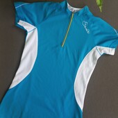 Спортивная футболка