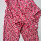 Класний спортивний наборчик купальник +капрі на +-10 років