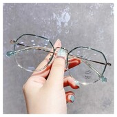 Стильные очки с диоптриями минус -1,25-