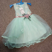 Гарне легесеньке плаття.Нове. р.110 (підходить від 98 до 110)