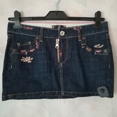 Стильна джинсова спідниця. Розмір наш 44/46