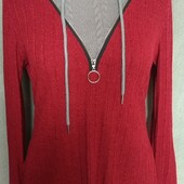 Интересная кофта с капюшоном