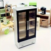 Мініатюрний холодильник для ляльок