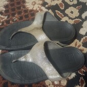 Літнє взуття від 10 грн. В'єтнамки р. 39-40 Fitflop