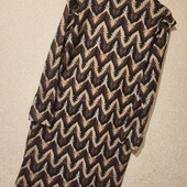 Оригинальное платье в зигзаг