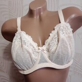 Красивий бюстгальтер від Next 85DD