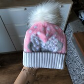 Шапка на дівчинку тепла