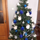 Ялинка штучна в комплекті з прикрасами 42 шт, висота 2200 см