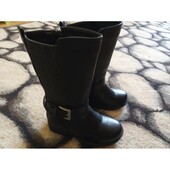 Нові чоботи р.31 Kiabi